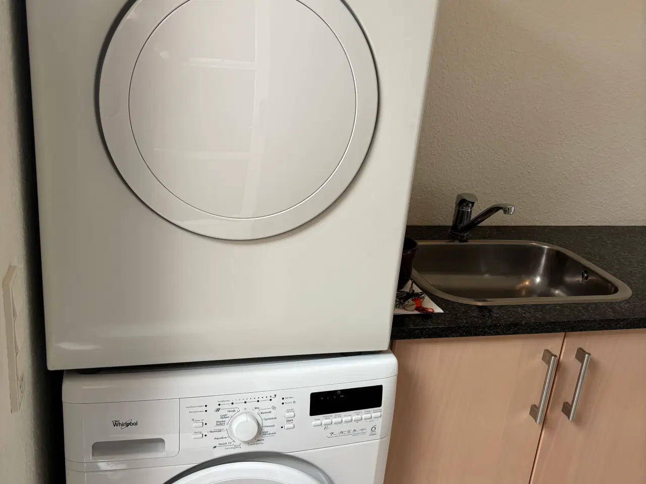 Billede 1 - Ældre Gorenje med fast udtræk