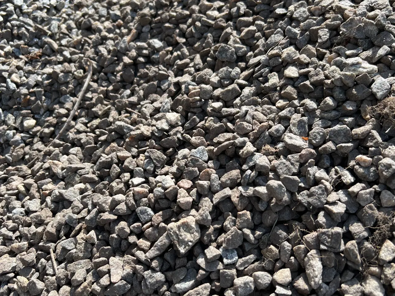 Billede 1 - Fine granitskærver - afhent 
