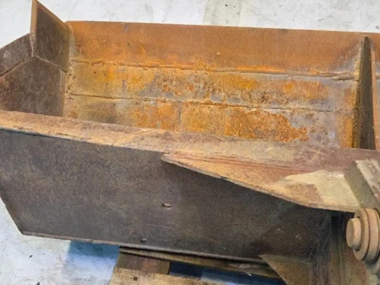 Billede 4 - New Holland LB115B Skovl 85824356