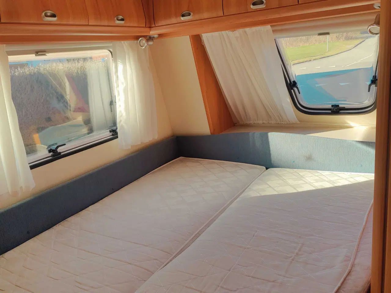 Billede 9 - Utroligt Velholdt Hobby 460 UFE campingvogn.