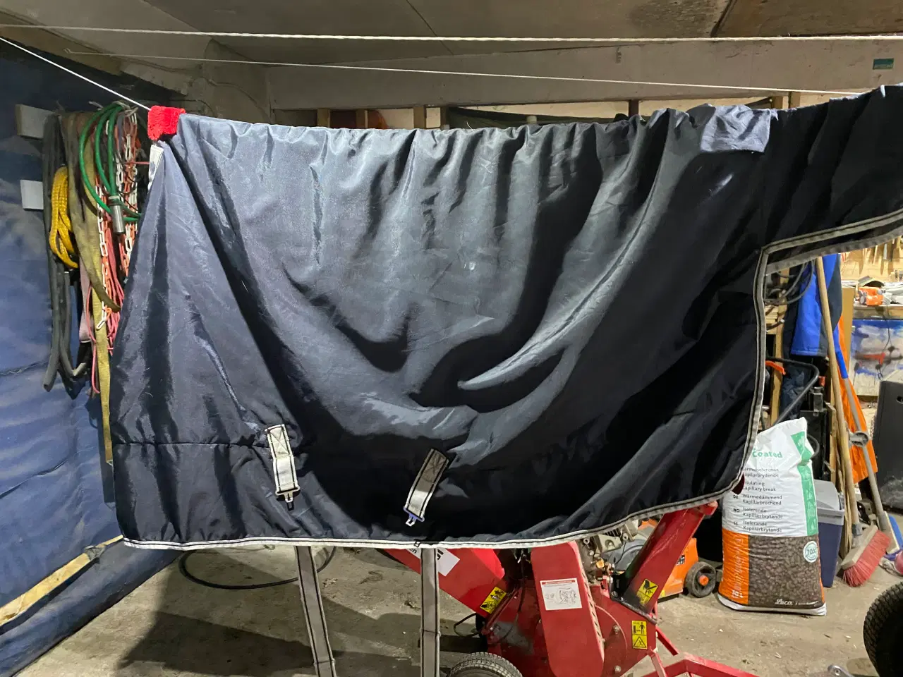 Billede 6 - Dækken elhegns boks