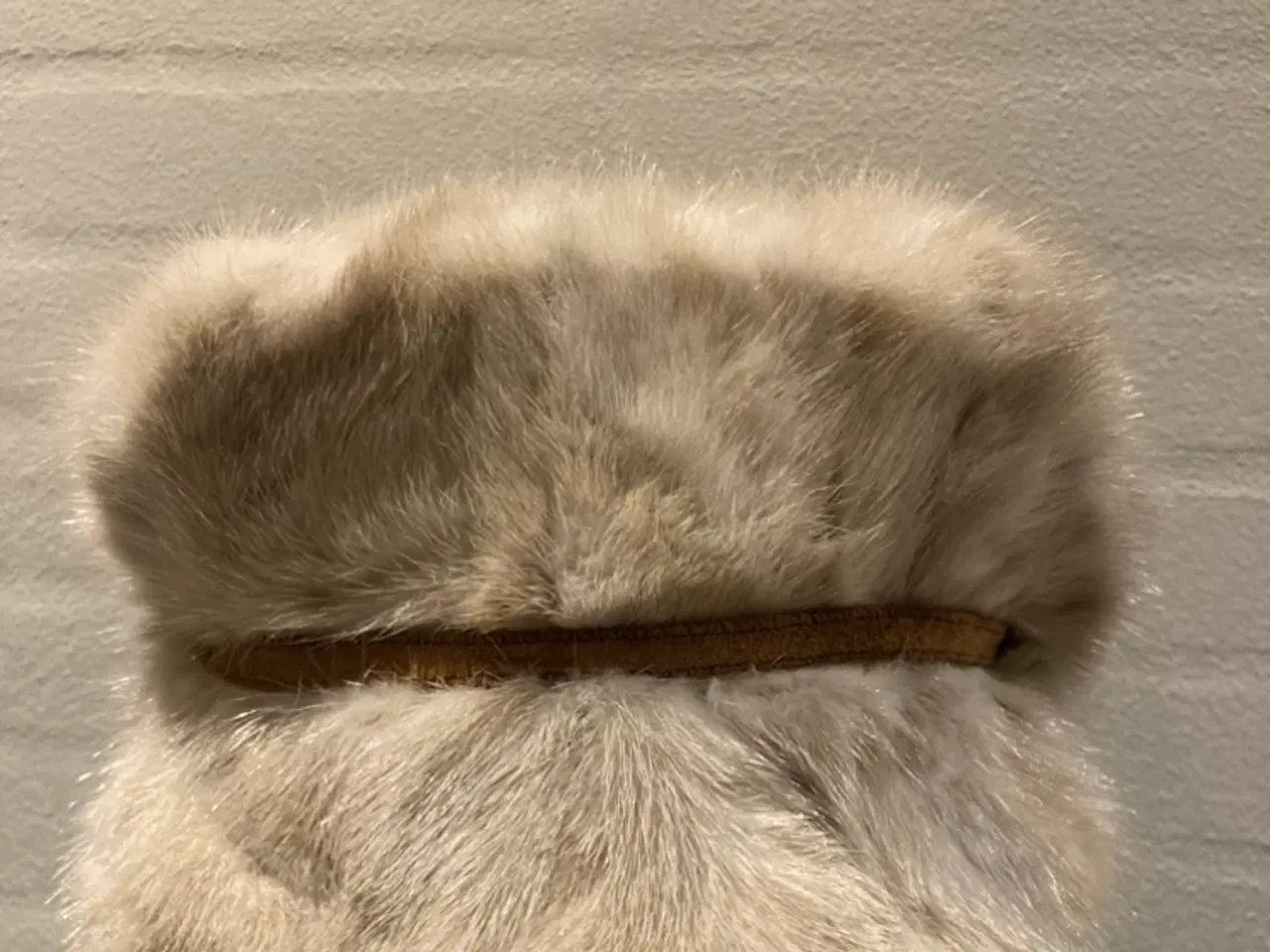 Billede 3 - Kasket / hat i ægte pels 