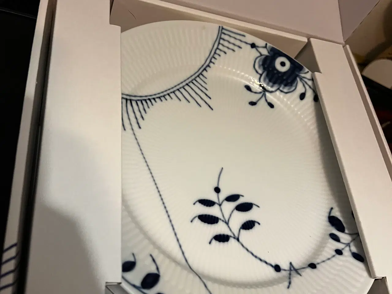 Billede 1 - 2 stk Royal Copenhagen blå mega riflet 27 cm talle