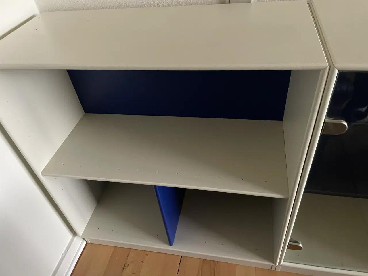 Billede 3 - Montana reoler bogkasser 