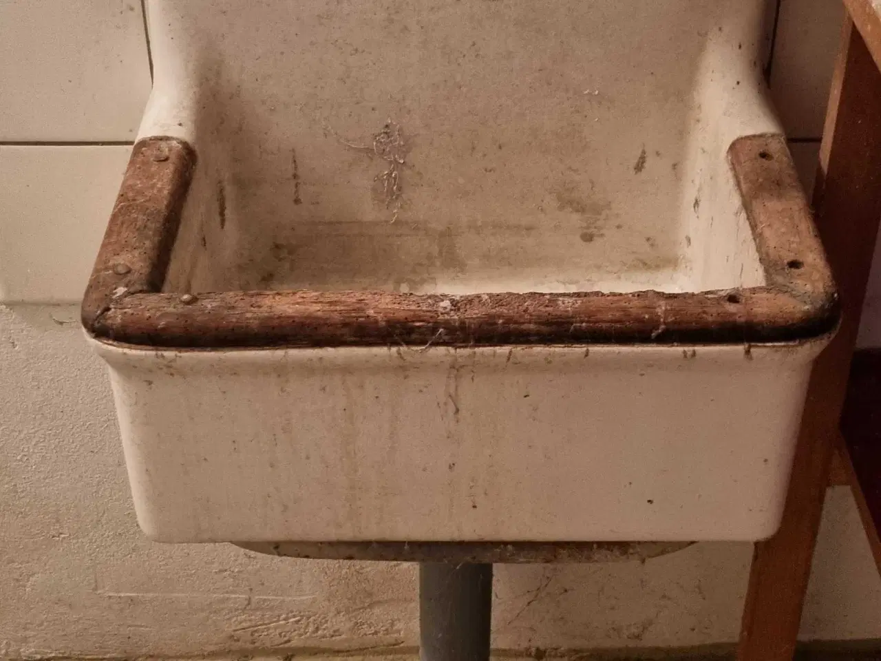 Billede 1 - Skolehåndvask med patina mål 45 x 31