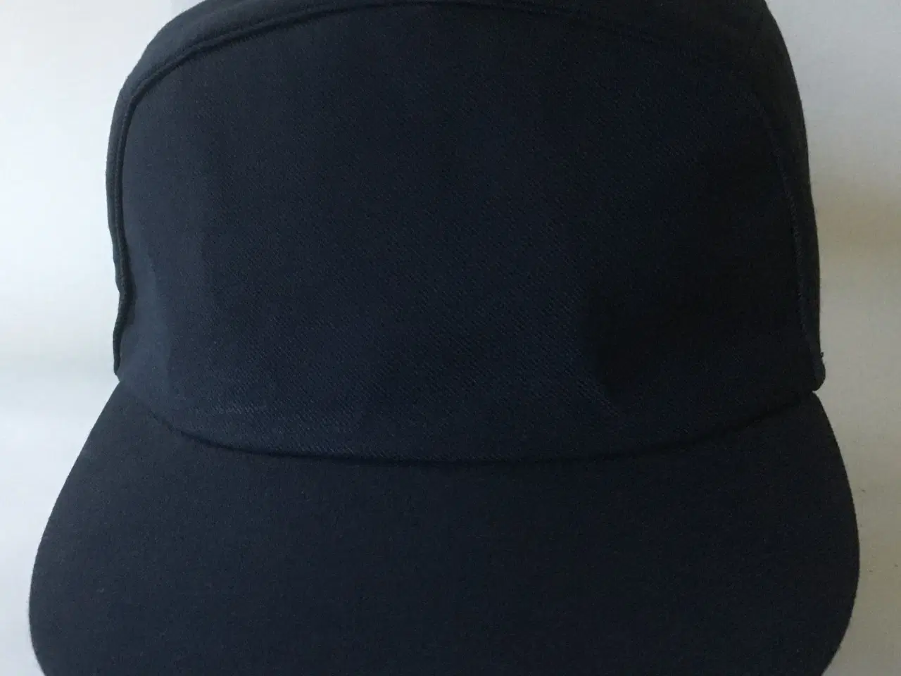 Billede 1 - Meget mørkeblå Vinter Uniforms CAP/Kasket str. 59