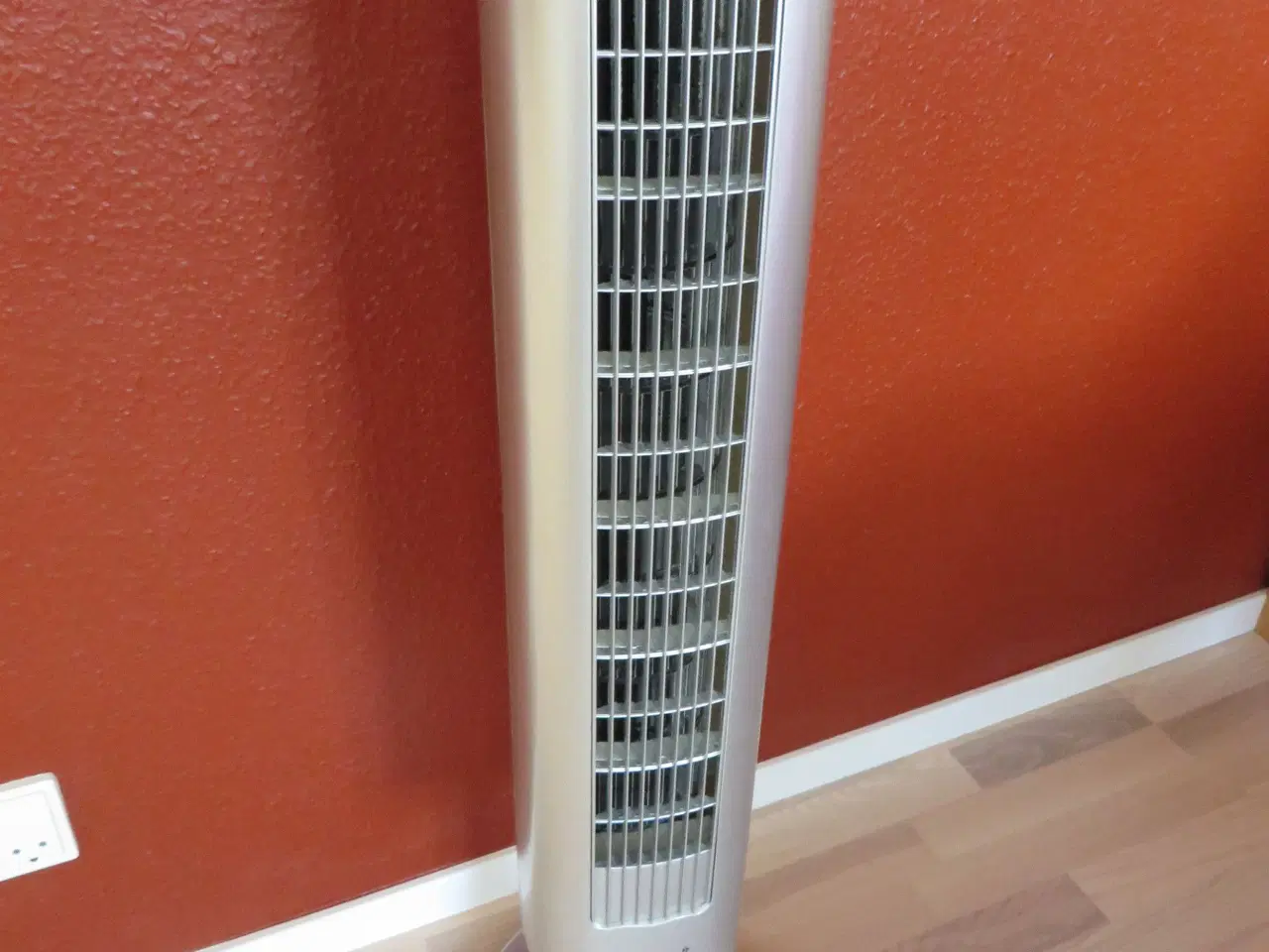 Billede 1 - Gulvventilator, COMACO Tower Fan TF 200