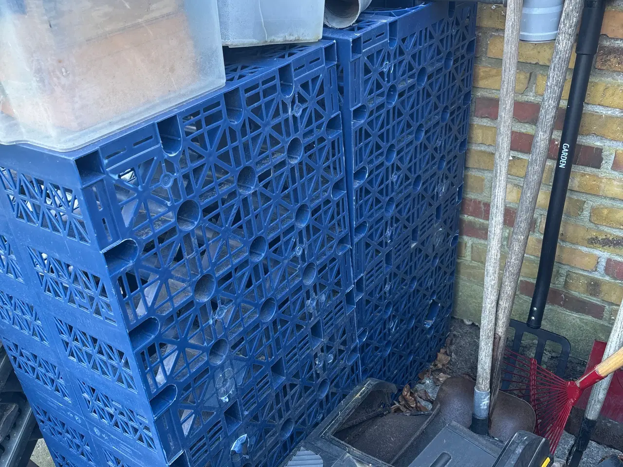 Billede 3 - Faskinekasser med tilbehør.2 stk