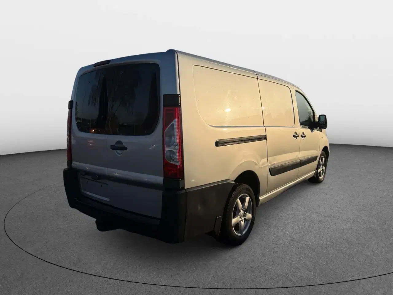 Billede 4 - Toyota ProAce 2,0 D 163 T2 L2H1 aut.