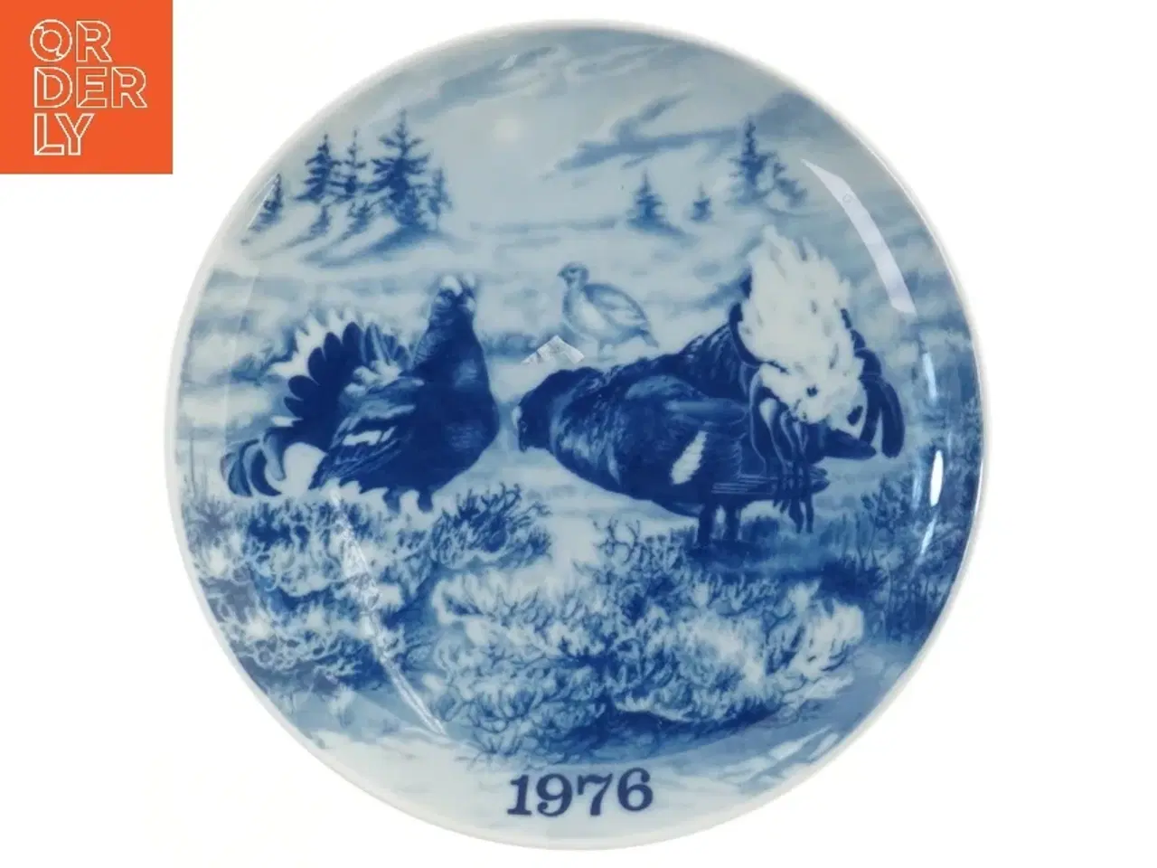Billede 1 - Porcelænsplatte fra 1976 (str. Ø 19,5 cm)