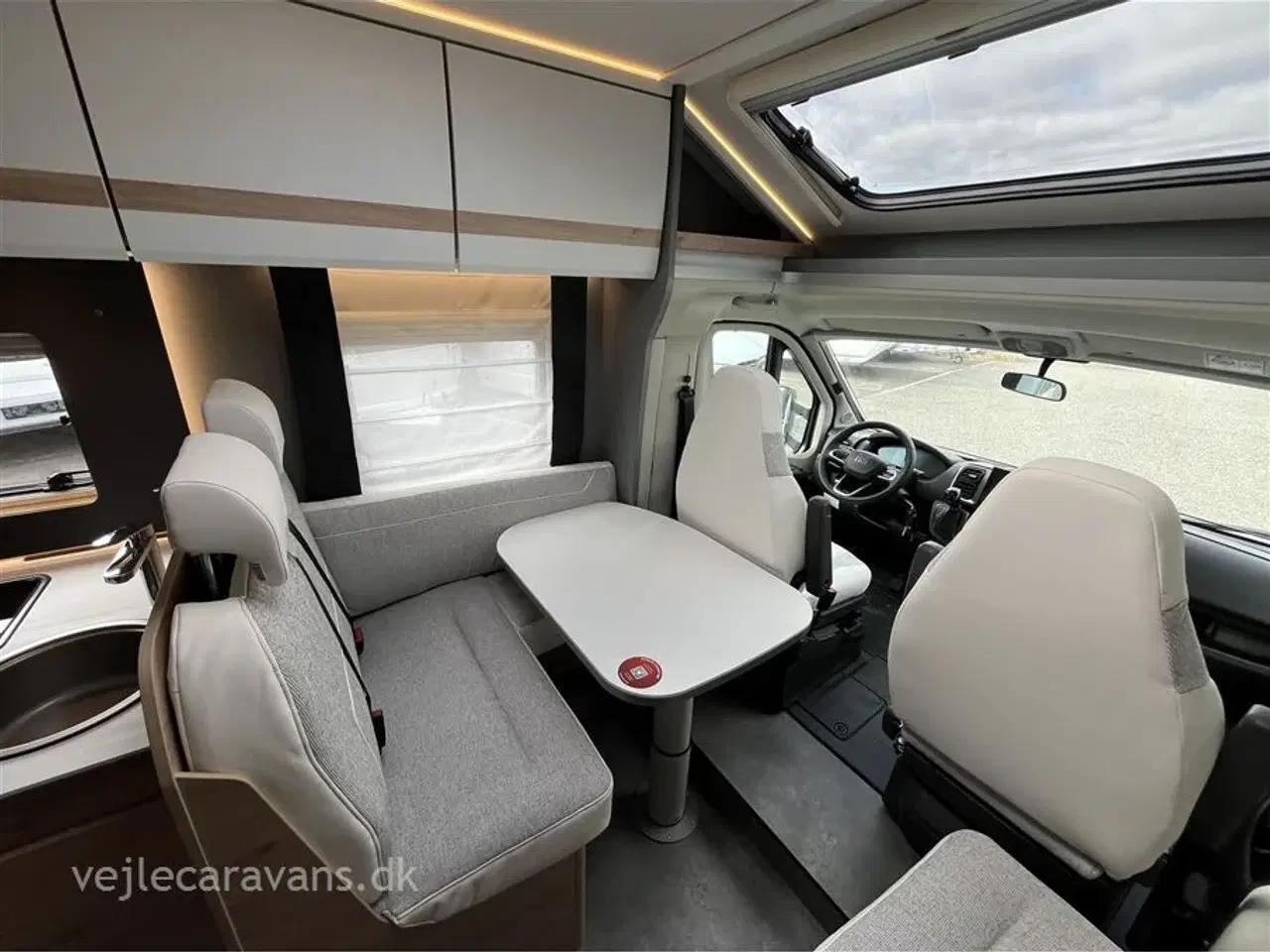 Billede 6 - 2026 - Dethleffs Just Camp Active T7052 EB