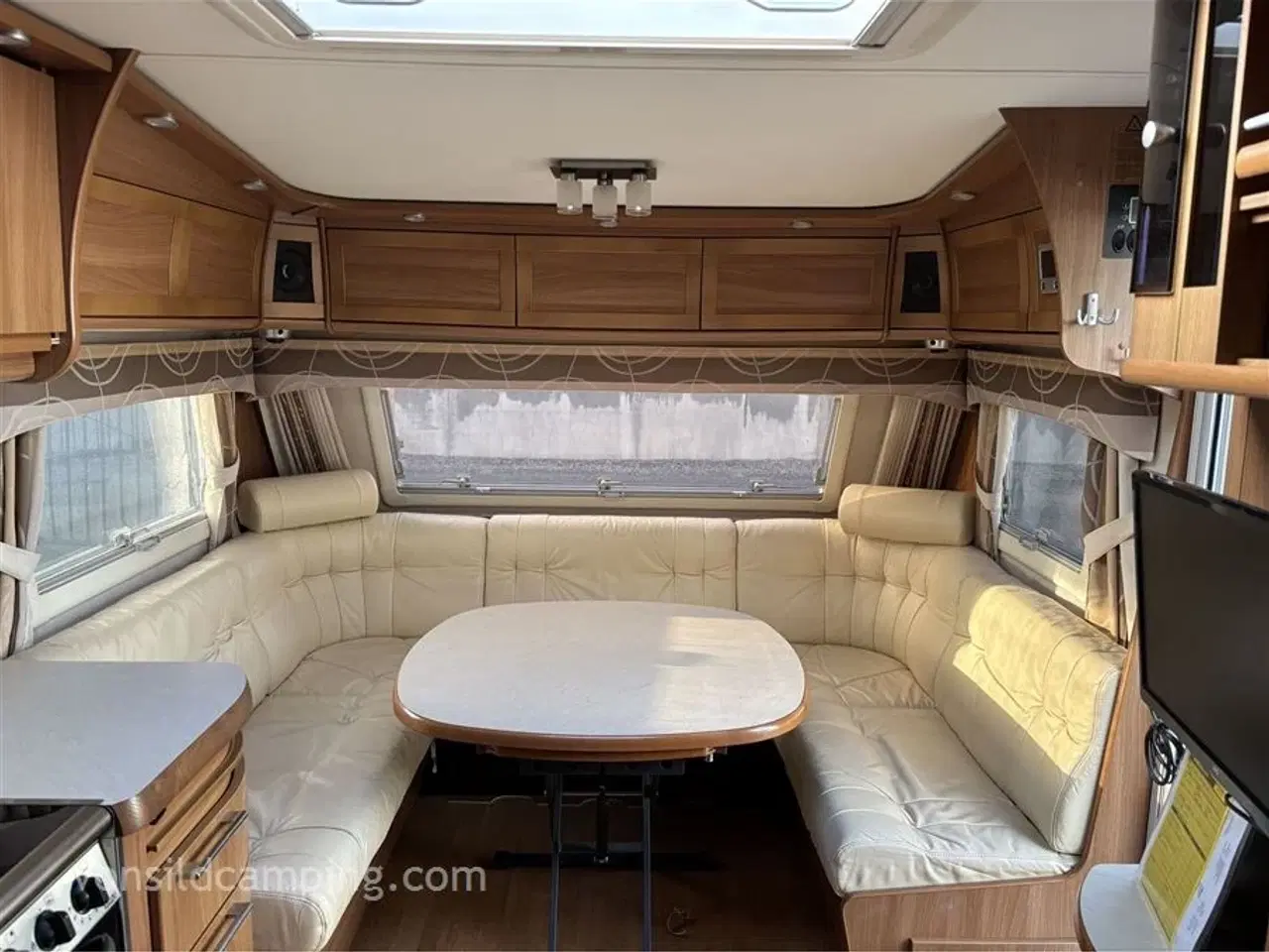 Billede 2 - 2010 - Kabe Royal 780