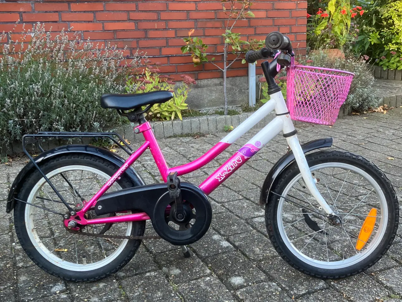 Billede 1 - Pigecykel 