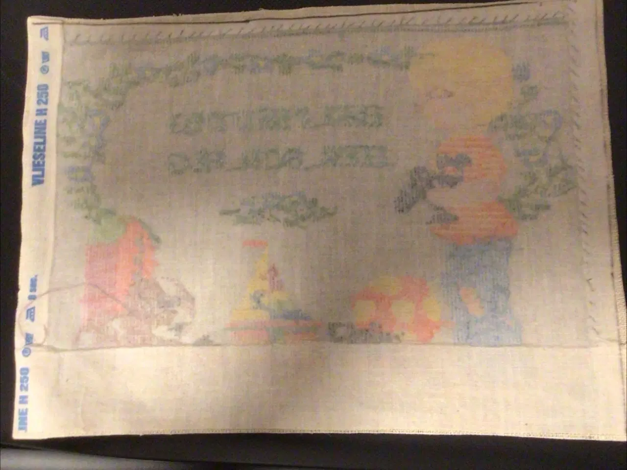 Billede 5 - Broderi med dreng og hans legetøj 