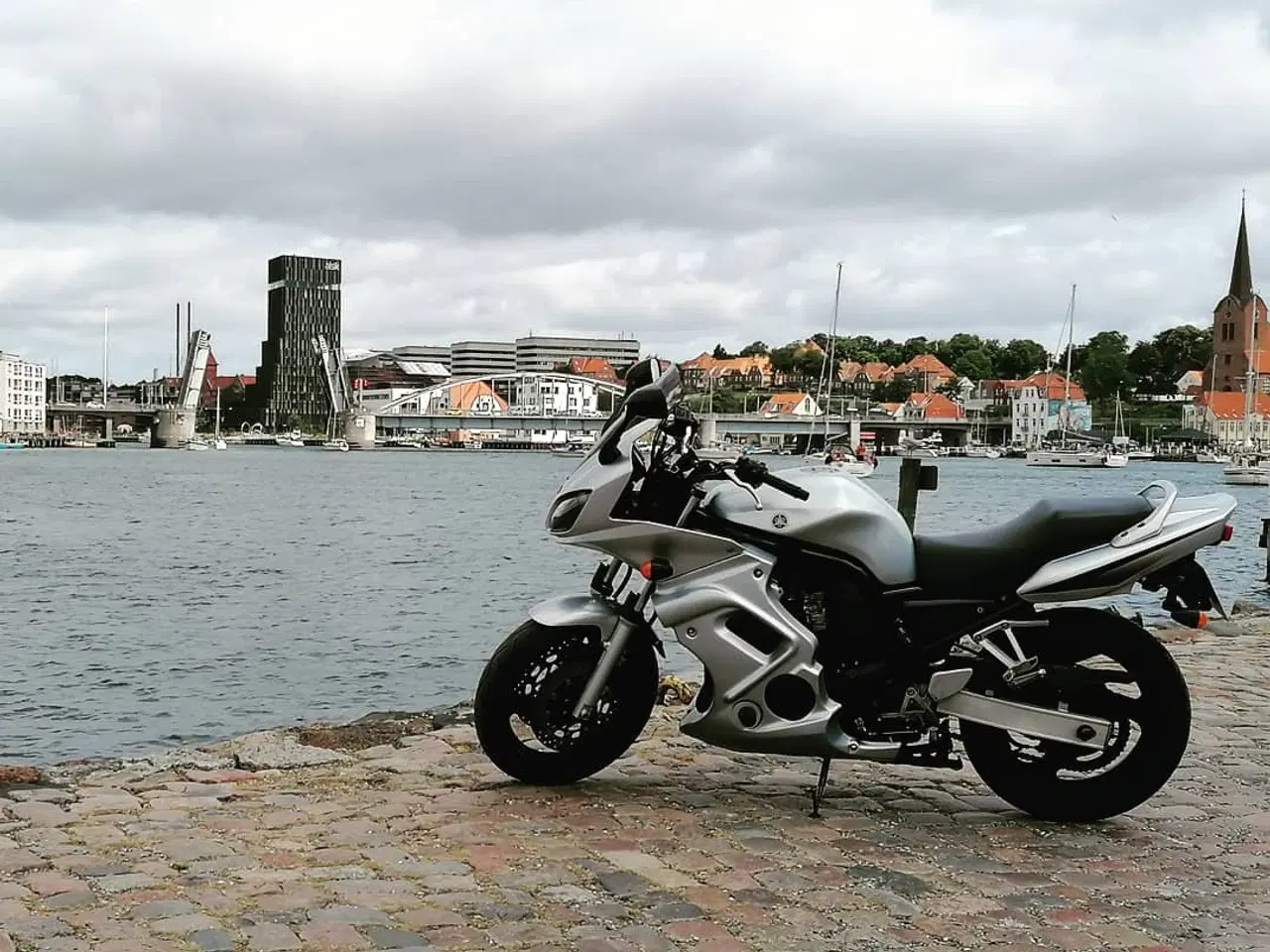 Billede 2 - Yamaha fzs 600 fazer NY SYNET