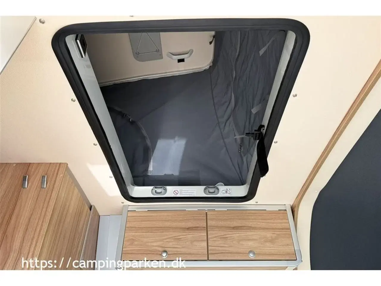 Billede 12 - 2021 - Hymer Grand Canyon S   Hymer Grand Canyon S byder på køreoplevelse, 4 sovepladser, under 6 meter