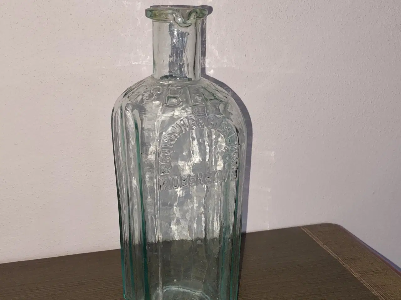 Billede 1 - Glasflaske med tud, blækflaske