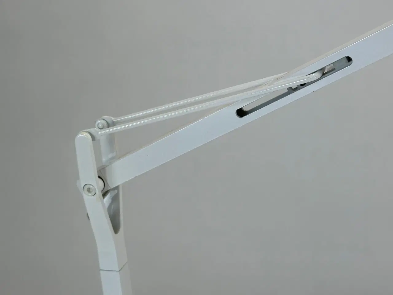 Billede 4 - FLOS Kelvin Edge Bordlampe