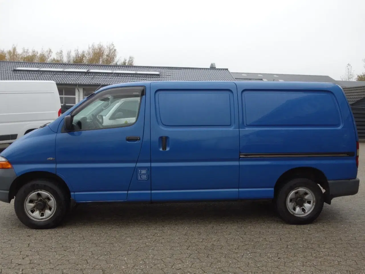 Billede 4 - Toyota HiAce 2,5 D-4D 102 Komfort lang 4x4