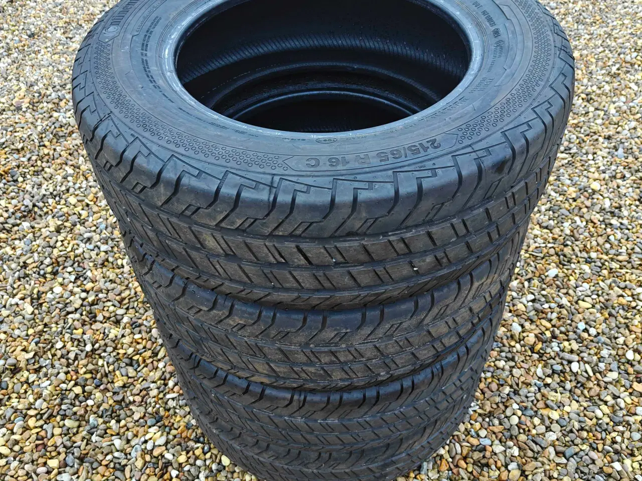 Billede 1 - 215/65-16 sommerdæk