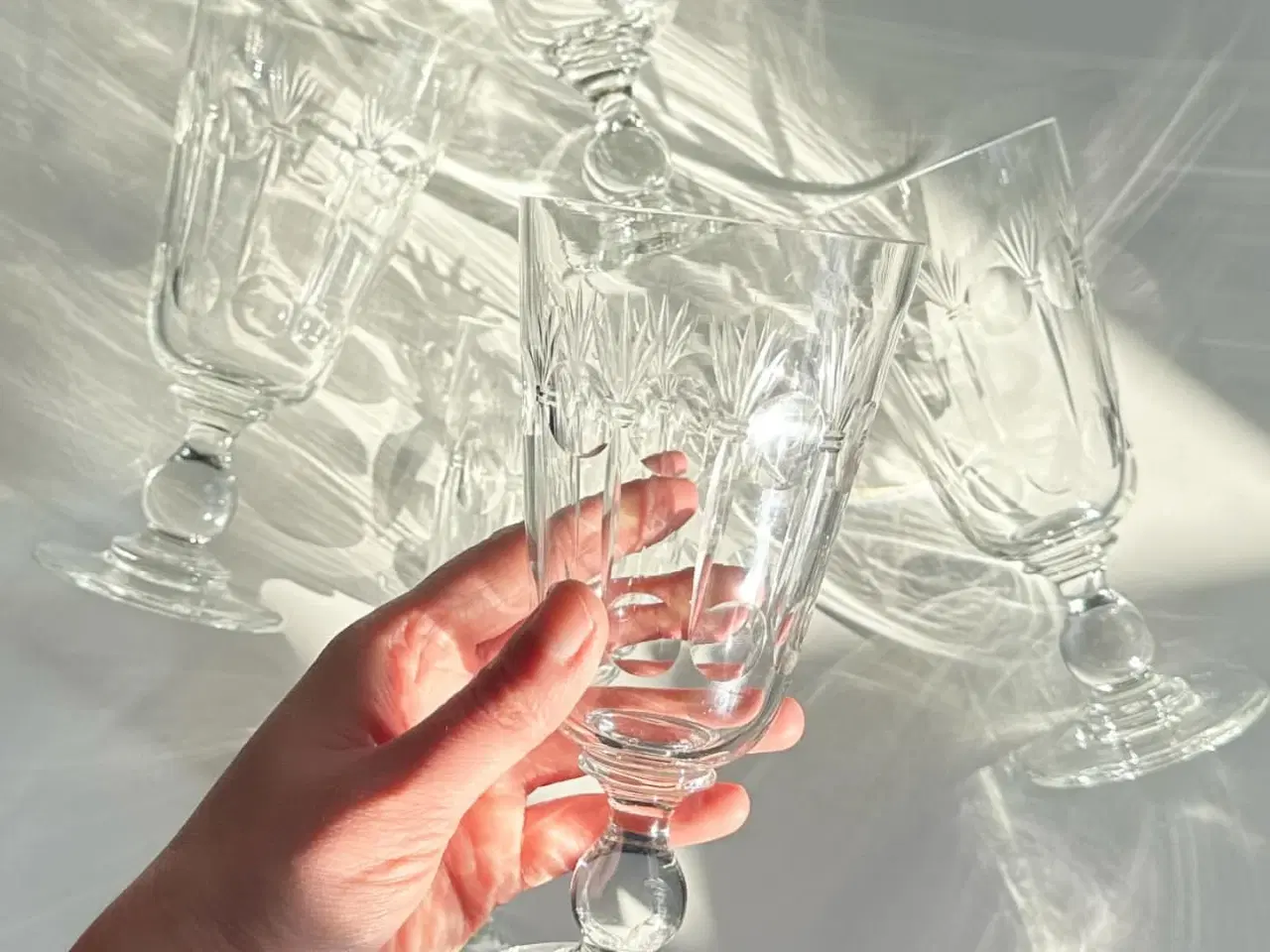 Billede 4 - Krystalglas, pokalformede m slibninger, 5 stk samlet, NB