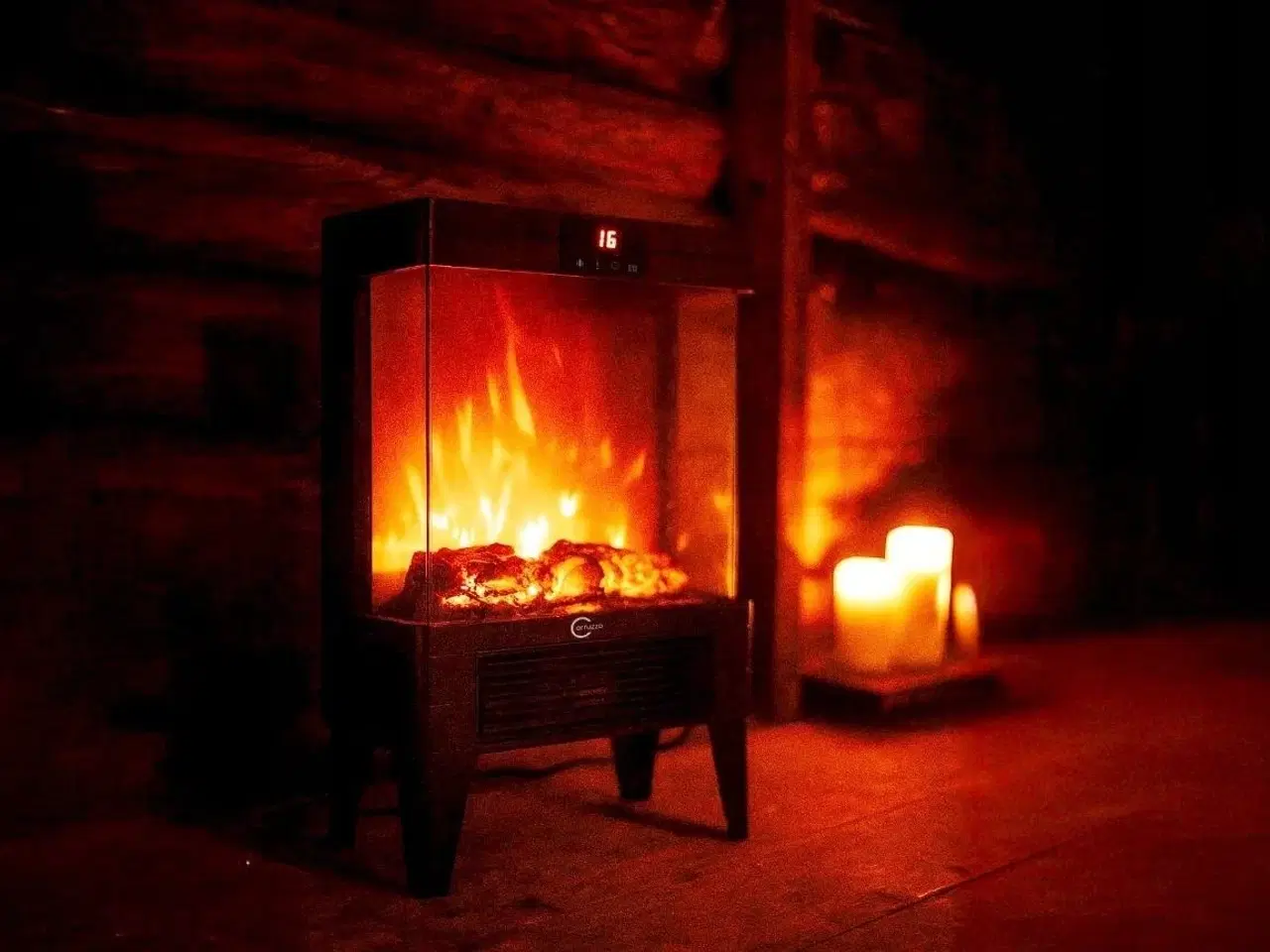 Billede 3 - Elektrisk pejs/varmeblæser Q20P – sort, 1.800 W, fjernbetjening