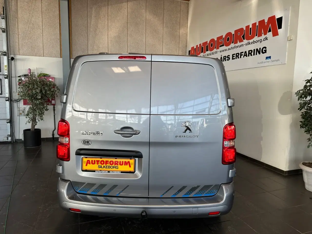 Billede 16 - Peugeot Expert 2,0 BlueHDi 177 L2 Sport EAT8 Van