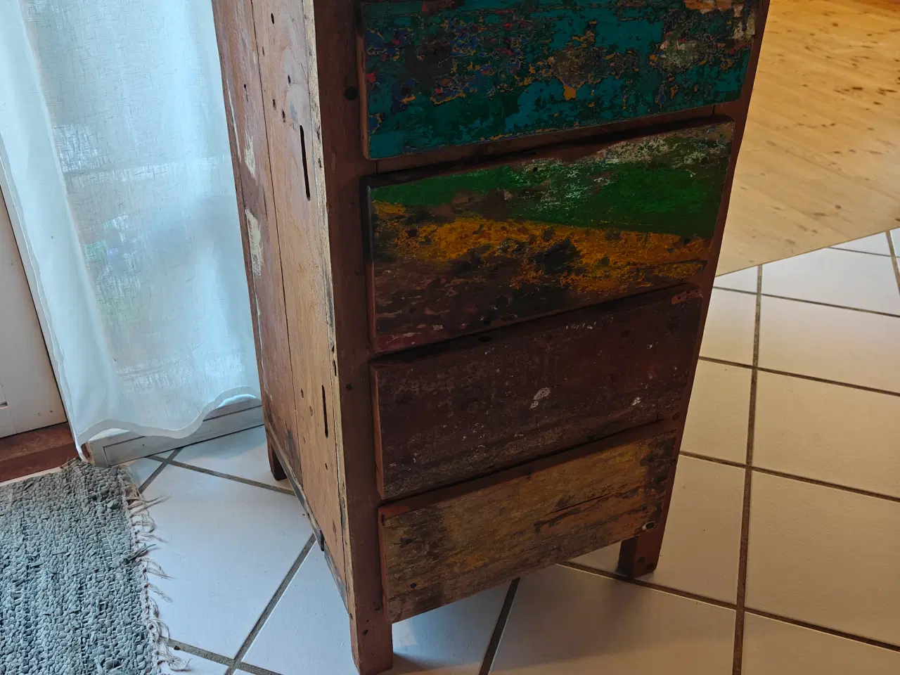 Billede 2 - Unik og imponerende kommode lavet af drivtømmer by