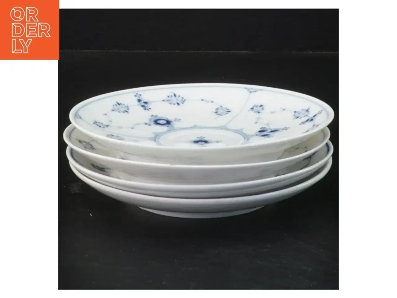 Billede 1 - Sæt af Royal Copenhagen tallerkener fra Royal Copenhagen (str. Ø 15 cm)