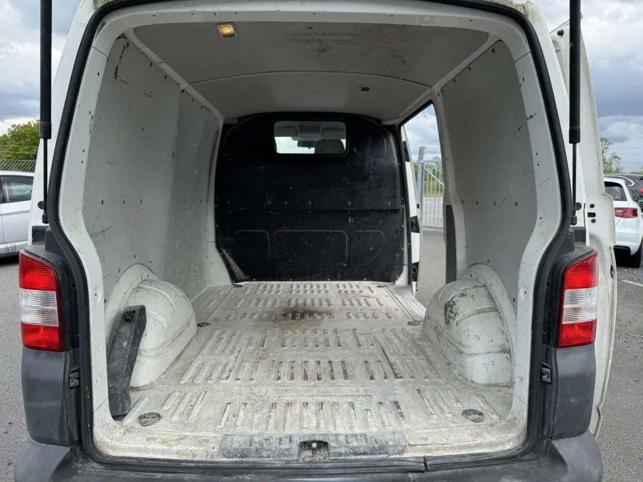 Billede 16 - VW Transporter L 2,0 CR TDI 84HK Van