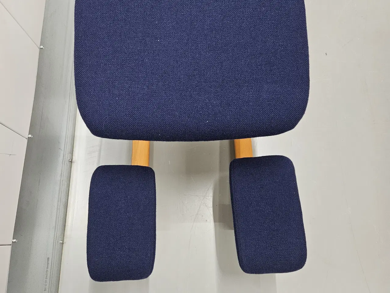 Billede 2 - Original Stokke Balans knæstol i flot stand