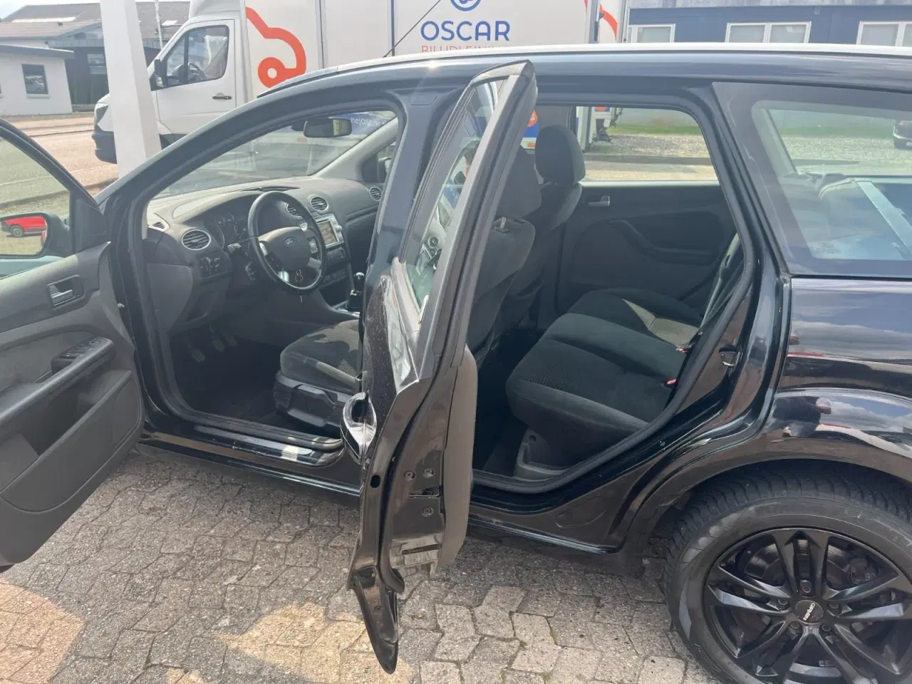 Billede 3 - Ford Focus 2,0 145 Ghia stc.