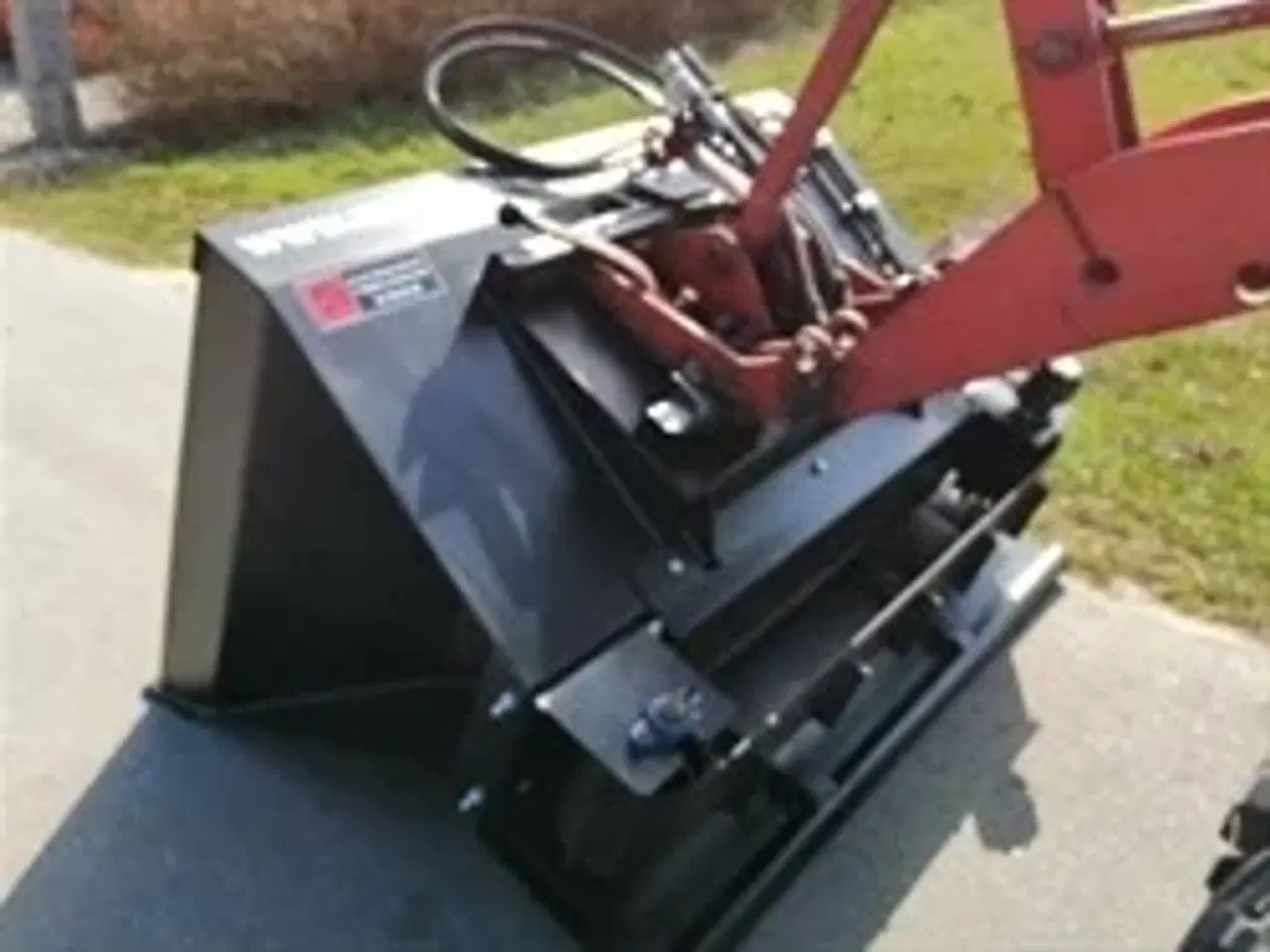 Billede 3 - JST M sandsprederskovl 110-200 cm.