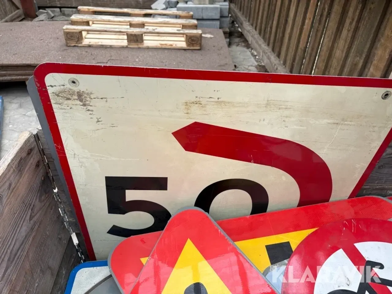 Billede 3 - Assorterede vejskilte - 1 palle