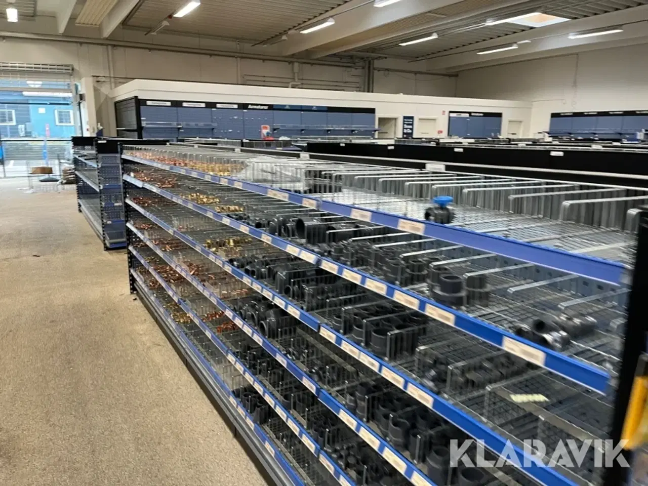 Billede 2 - Værksteds/butik inventar