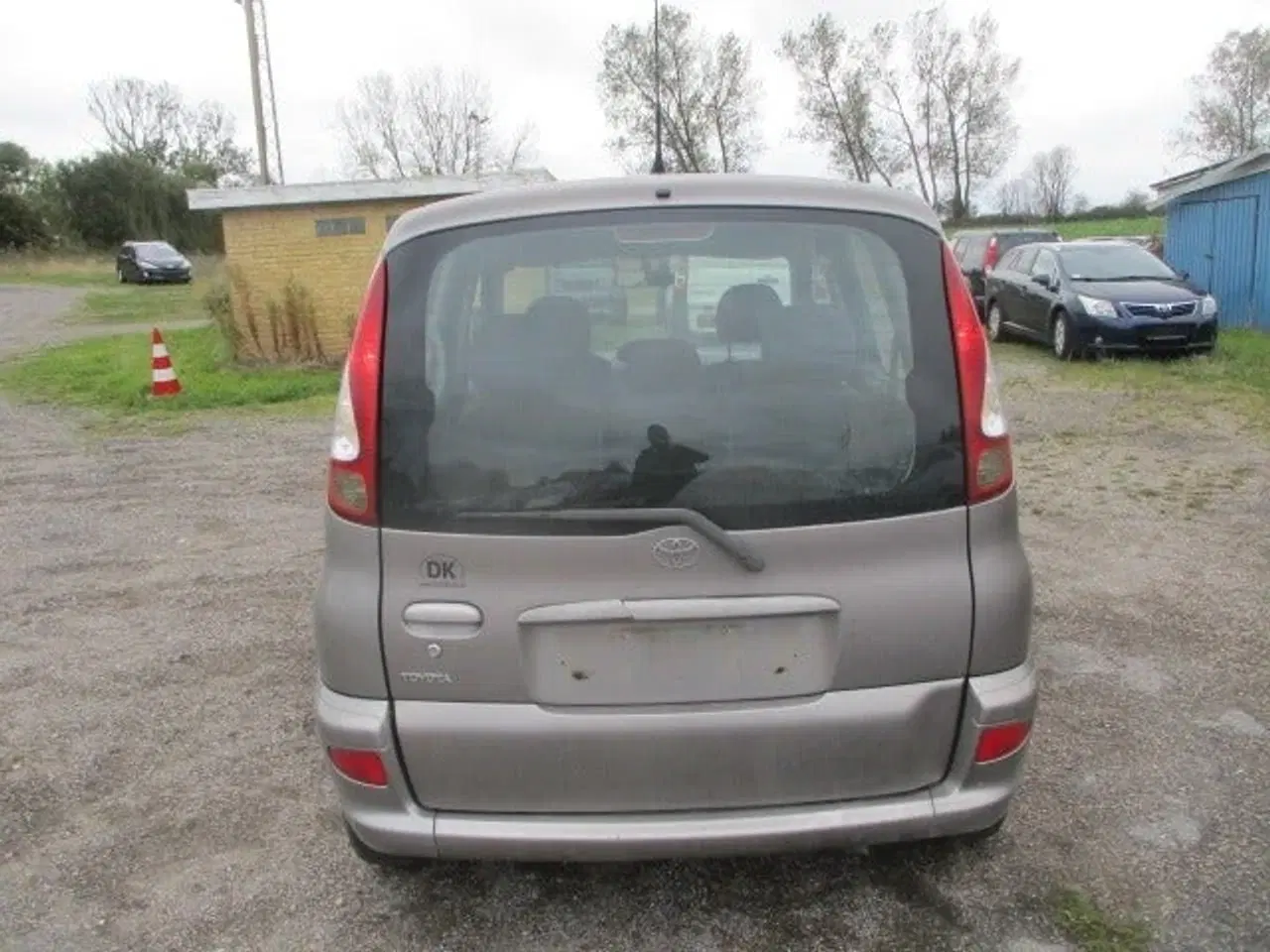 Billede 4 - Toyota Yaris Verso 1,3 Luna