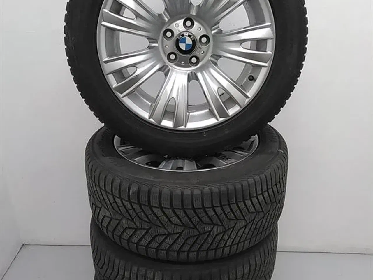 Billede 1 - 19" org. BMW fælge med vinterdæk "M V Spoke 223" A63362 BMW X5 (E70) X6 (E71) X6 (E72 Hyb) X5LCI (E70)