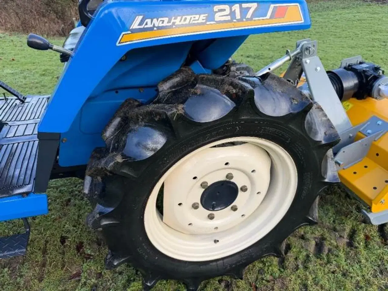 Billede 3 - Traktor - ISEKI TU217 4WD