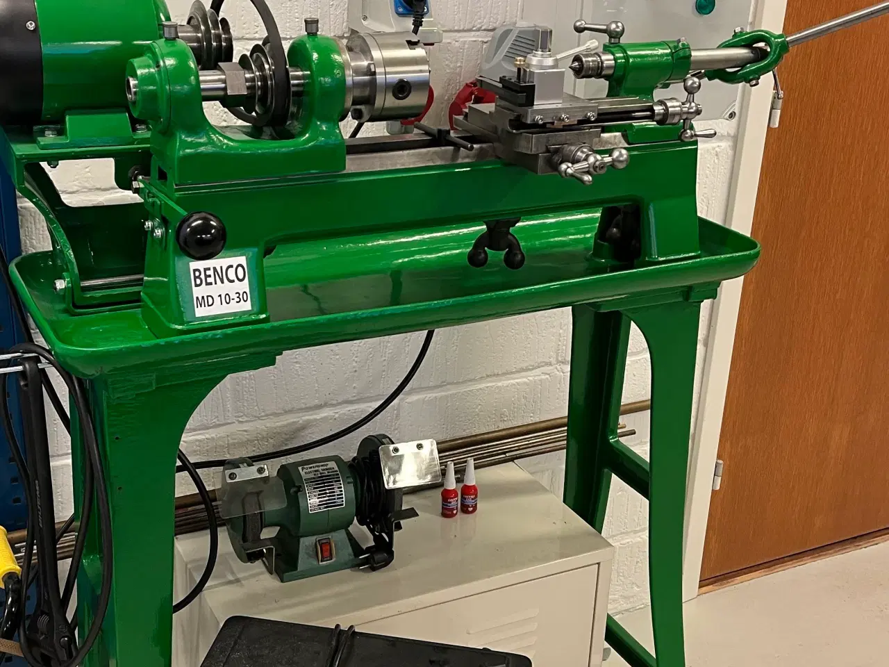 Billede 1 - Drejebænk med udstyr