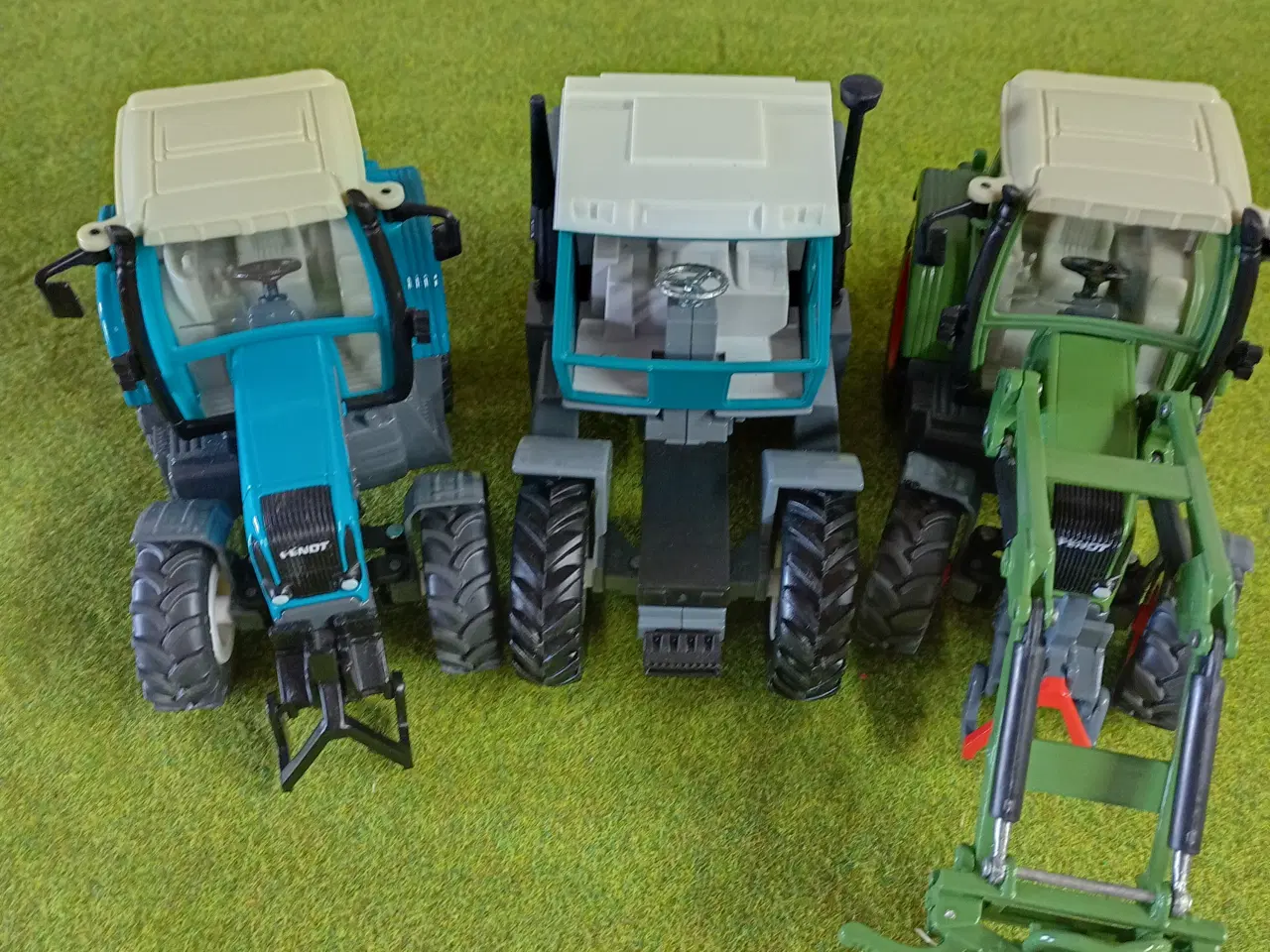 Billede 2 - Siku traktorer 