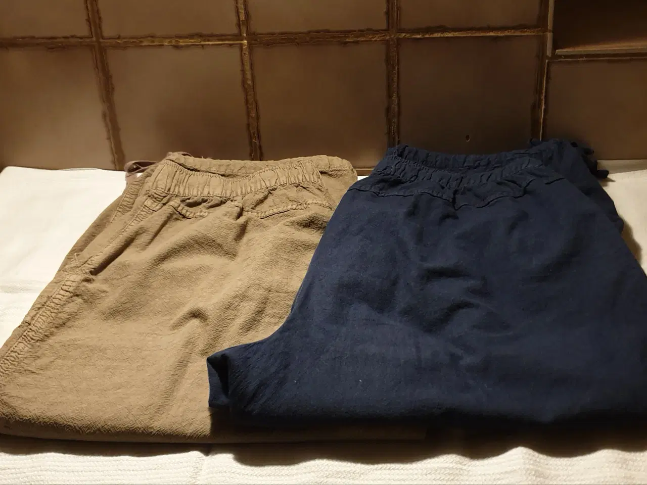 Billede 1 - Stumpebukser NYE str S