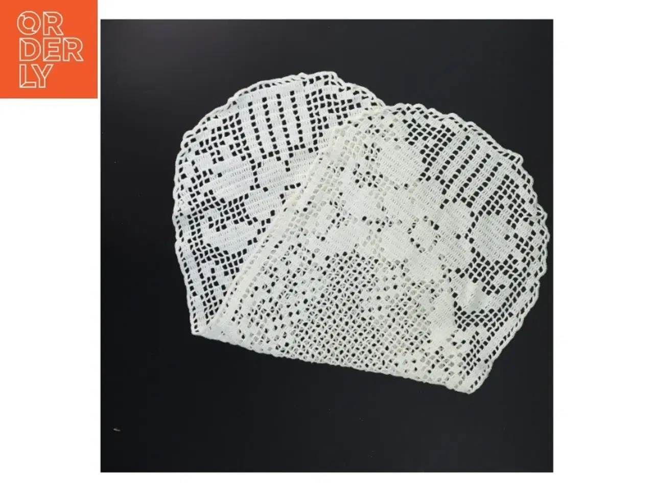 Billede 1 - Hæklede servietter (str. 26x56 cm)