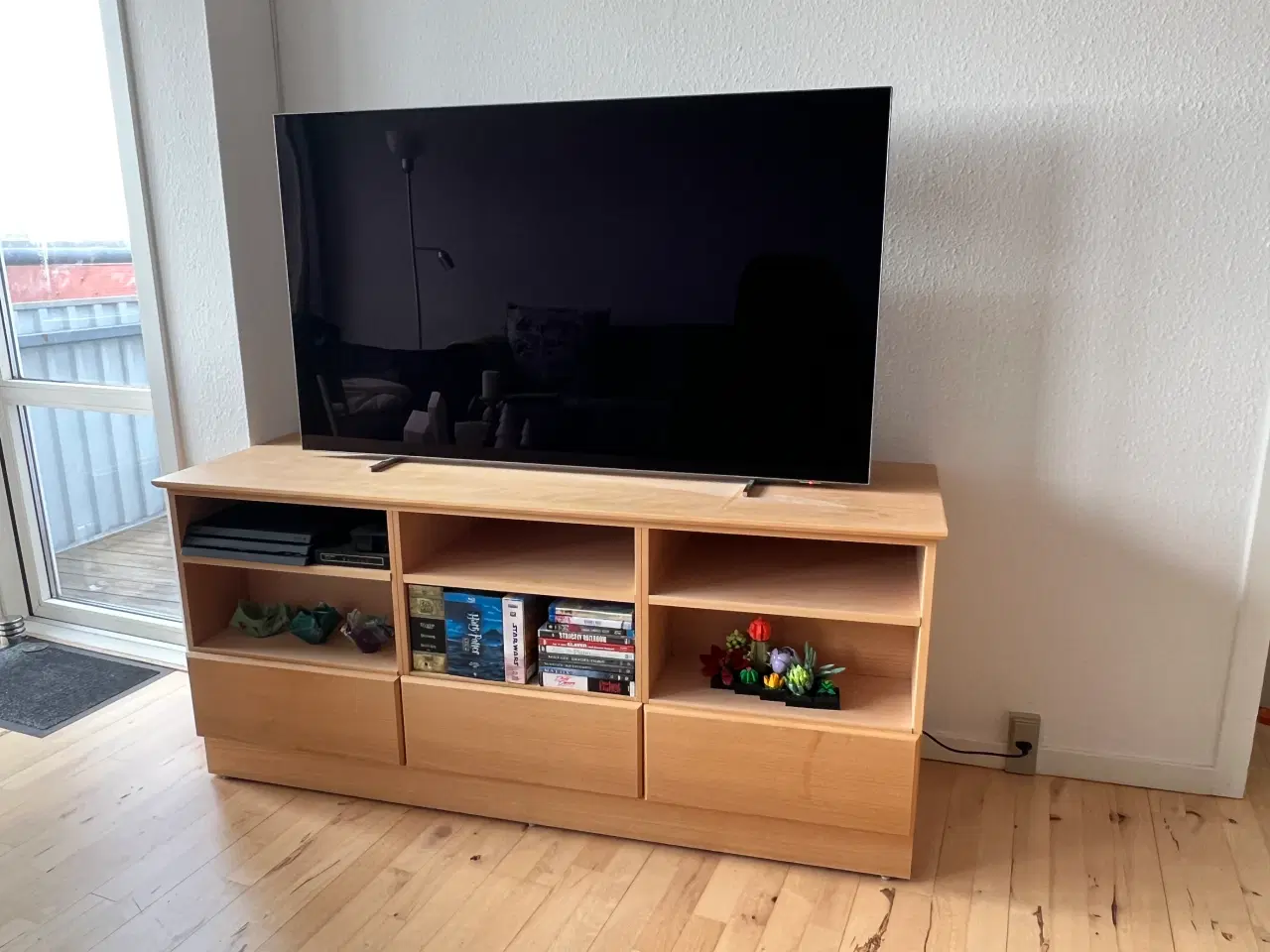 Billede 2 - KLIM Furniture TV-møbel