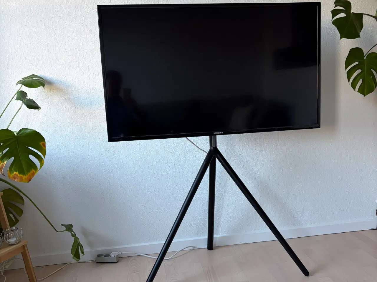 Billede 1 - Philips 50” skærm med fjernbetjening 