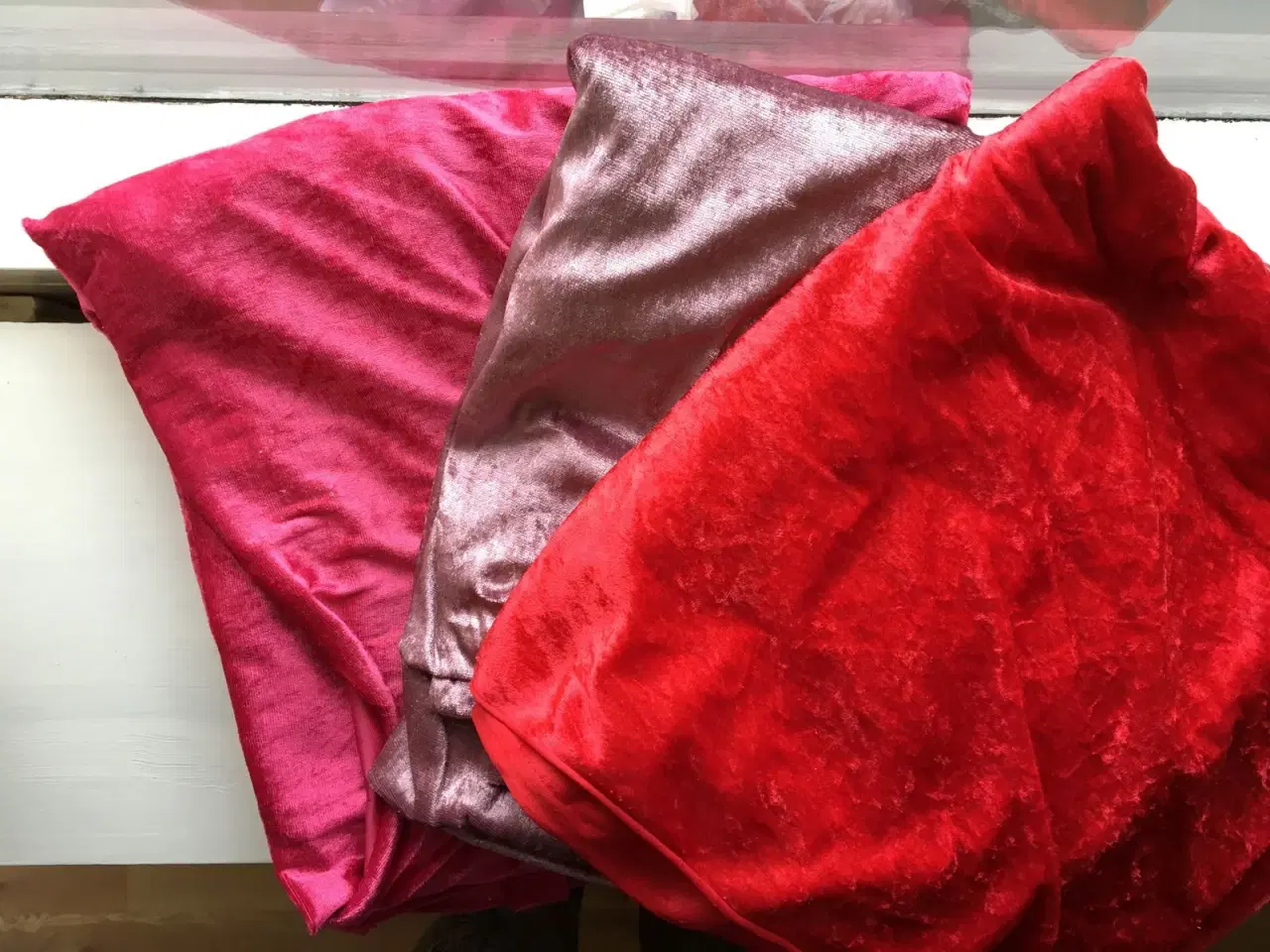 Billede 1 - Bordduge i rød, pink & lavendel
