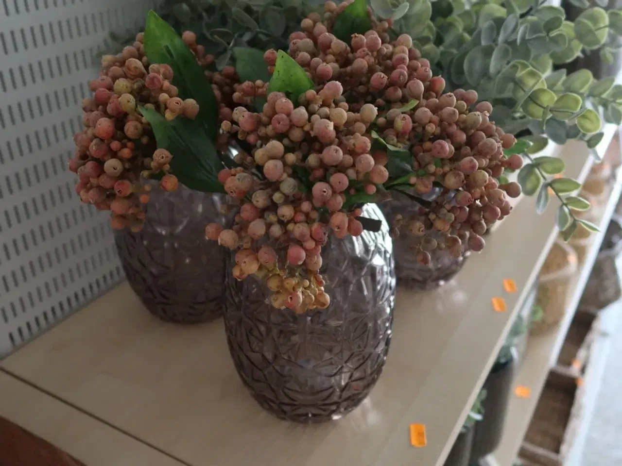 Billede 2 - Vase med kunstige blomster