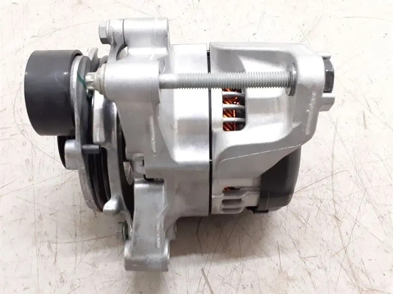 Billede 5 - Generator 120A Som ny org. BMW "50km" - 12318680374 A58188 BMW F56 F46 MPV F55 F54 X1 (F48) F57 F60 X2 (F39) F45 SAT LCI F46 MPV LCI F40 X1 (F48LCI)