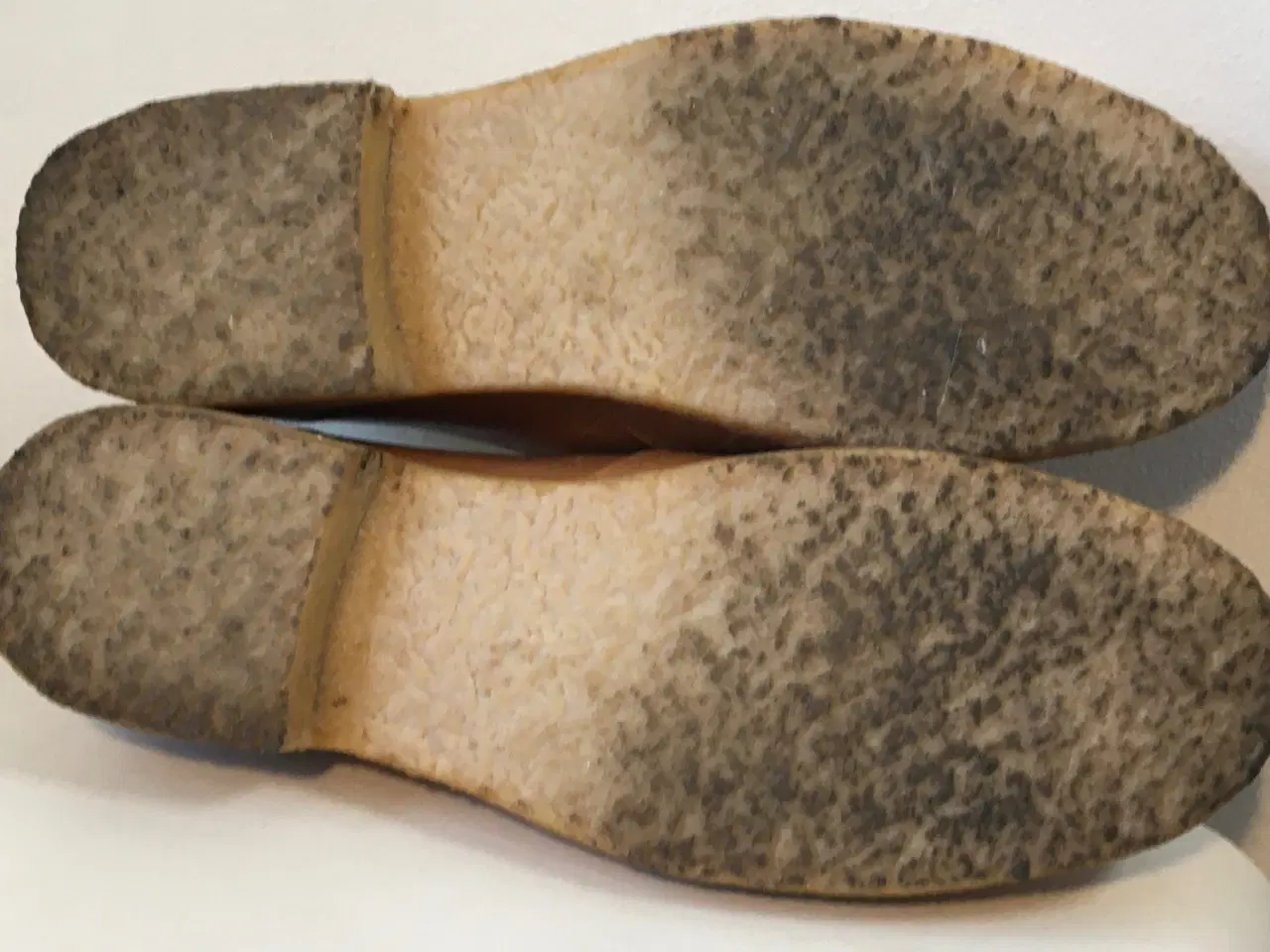 Billede 6 - Angulus, snøresko, str 39