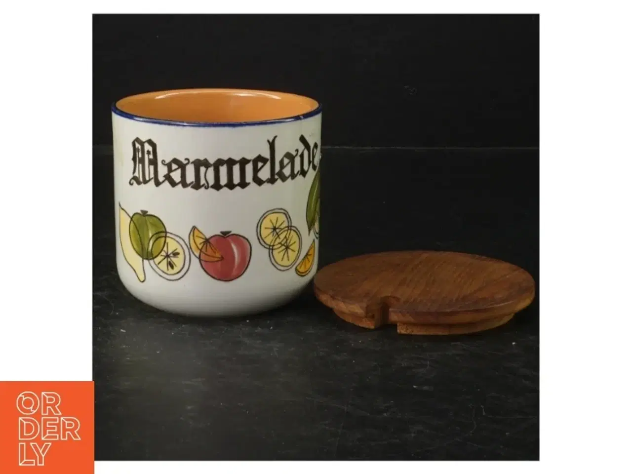 Billede 2 - Knabstrup keramik marmeladekrukke med trælåg fra Knabstrup (str. Ø. 9 cm. længde, 8 cm)