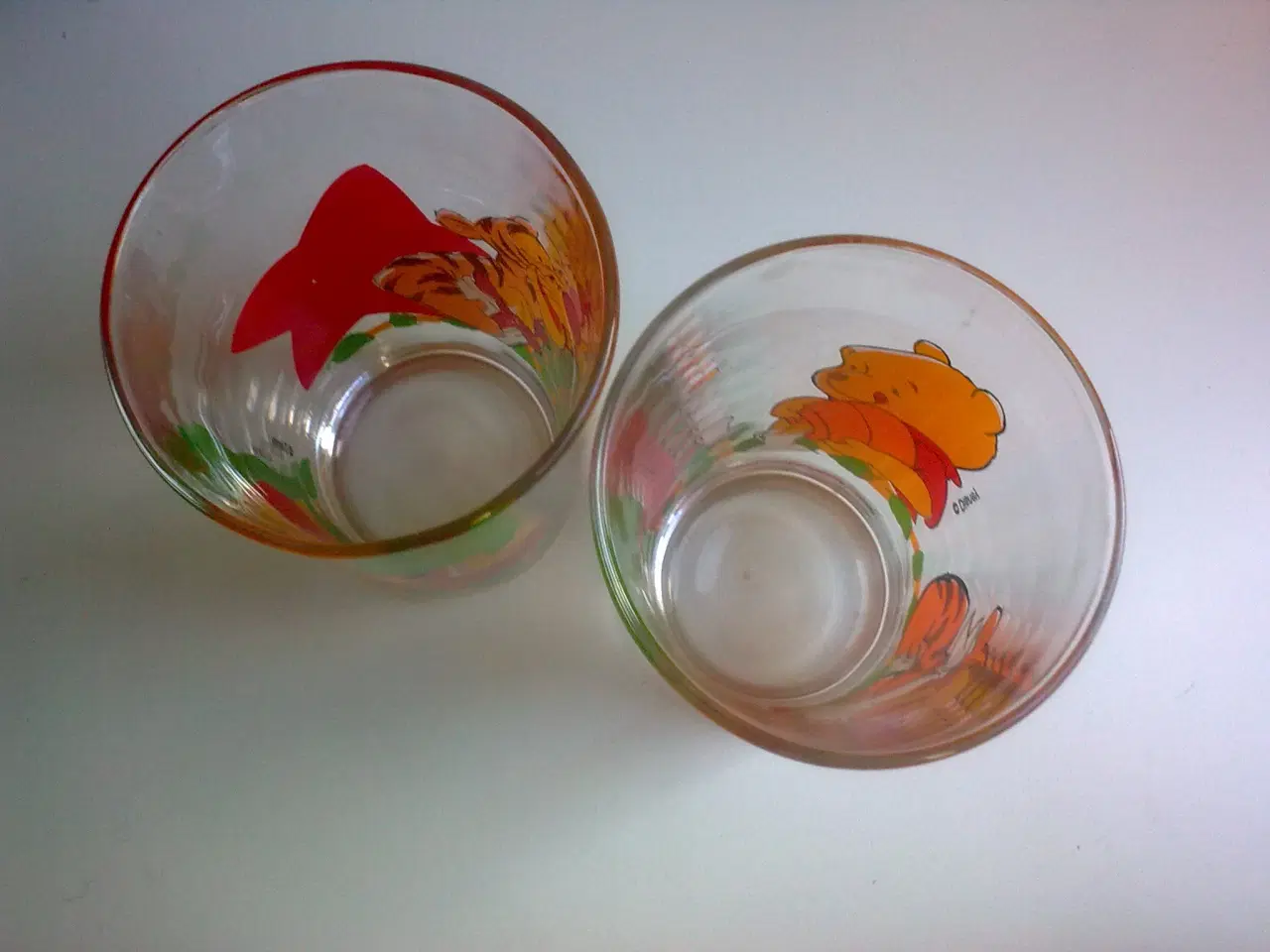 Billede 14 - Disney Peter Plys orange VENNER på juice glas